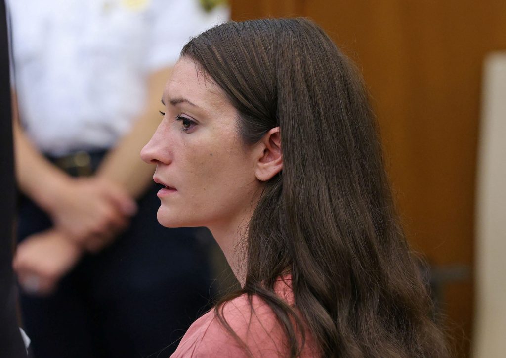 courtroom picture of Lindsay Clancy looking very worried